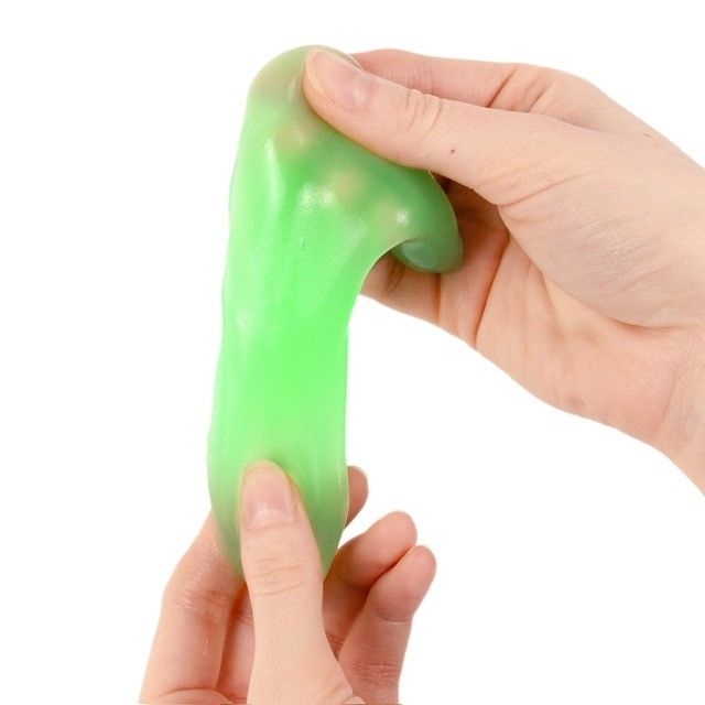 TAKE ACTION FB Fußball-Slime glow in the dark (unterschiedliche Designs, 1 Stück)